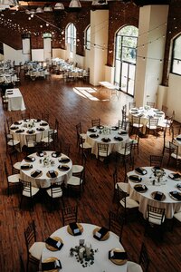 Louisville-Kentucky-Wedding-Venues--the-refinery-13