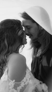 destination elopement photographer