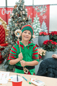 Kids Ornament Making(1)