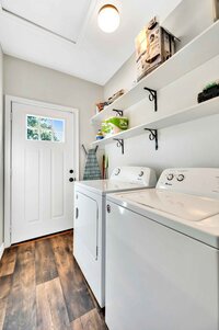 Washer and dryer included in this three-bedroom, two-bathroom vacation rental house just 5 minutes from The Silos in downtown Waco, TX.