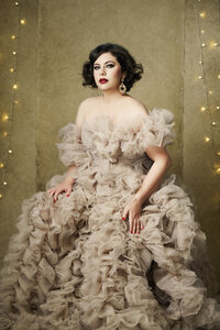tampa-photographer-studio-wardrobe-52