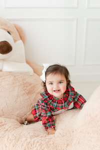 Gallery-2025_11-30 Christmas Minis Dahlia 80-MSP-MSuarezPhotography