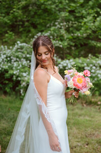 Charlottesville Bride with bouquet from Flowergirl Cville. Venue: Eastwood Farm & Winergy. Jessa Rose Photography.