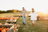 family mini engagement couple wedding christmas spring fall sessions maternity photographer wedding photography stuarts draft waynesboro charlottesville staunton42