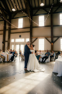 Cincinnati Wedding Photographer