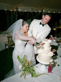 VanessaandJoshwed073