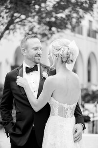Kristen Weaver Photography Orlando Florida Destination Worldwide Wedding Photographer Named Top Wedding Photographer in World Editorial Fashion Inspired Clean Film Digital KWP Soft Classic23