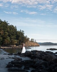 Get your free destination elopement wedding planning guide to help bring your dreams to reality.