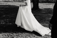 Portraits by Jayasri specialises in documentary-style, editorial wedding photos through digital photography, 35mm film photography and super 8 video.