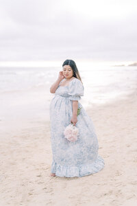 Maternity-Photoshoot-Crystal-Cove-Laguna-Beach_001