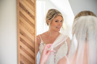 jonathan-edwards-winery-wedding-north-stonington-ct-3