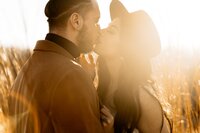andres-molina-7_cxOE46mk8-unsplash