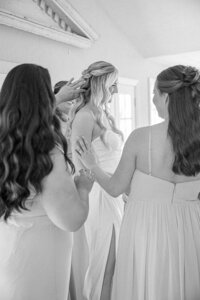 Leal-Vineyard-Bridal-Suite-75