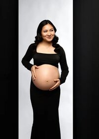 In studio maternity photos Rochester Hills, MI