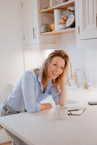 Suzanne_G_Brand_Shoot_Dec_2024-059