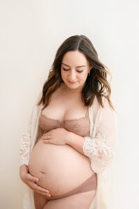 Salem Maternity Photographer