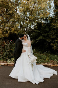 Shepparton Wedding Photographer Kayla Frizzell