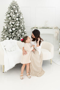Gallery-2025_Christmas Minis Suarez Family 1-MSP-MSuarezPhotography