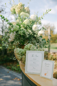 Claire+Patrick_WeddingPreviews_0064