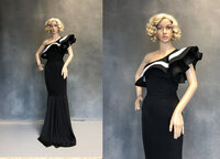 sarasota-photographer-studio-wardrobe-102