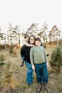 family mini christmas spring fall sessions maternity photographer photography stuarts draft waynesboro charlottesville staunton2
