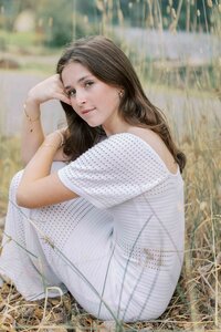 Palo Alto Senior girl posing for her senior portraits at Foothills Nature Preserve