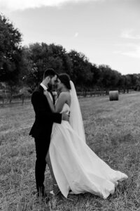 tash-cameron-mclaren-vale-wedding-120