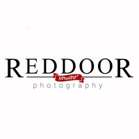 red door logo
