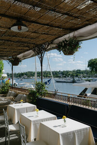 delamar-hotel-greenwich-rehearsal-dinner-nyc-wedding-photograher-sava-weddings-10