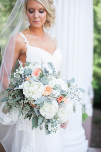 1523219824-bride--groom_20576431010_o[1]