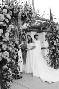 Samantha & Matt Wedding Sneak Peaks-76
