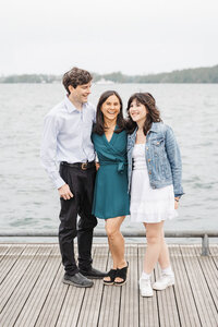Laughing-family-photography-toronto-1