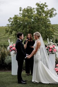 adelaide-wedding-photographer-golding-wines-gallery-100