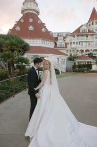 Coronado-Island-Hotel-Del-Coronado-Wedding-Alyssa-and-Logan-by-The-Delacastros-138