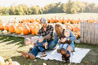 family mini engagement couple wedding christmas spring fall sessions maternity photographer wedding photography stuarts draft waynesboro charlottesville staunton59