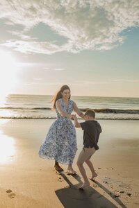 Family Photosession at Jacksonville Beach by Phavy Photography13