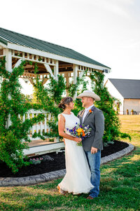 Elopement at Murfreesboro wedding venue in the spring with all inclusive elopement company