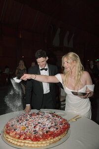Coronado-Island-Hotel-Del-Coronado-Wedding-Alyssa-and-Logan-by-The-Delacastros-222