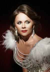 tampa-photographer-studio-wardrobe-21