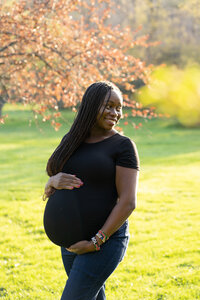 milwaukee-family-maternity-session-natural-light