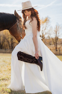 colorado-elopement-photographer-sylvan-dale-ranch116