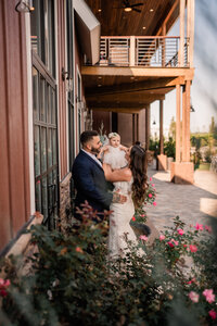 NEW-JERSEY-WEDDING-PHOTOGRAPHER-THE-BARN-AT-VILLA-VENEZIA-MIDDLETOWN-NY_SRMZ_209043