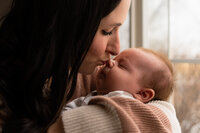 Milwaukee-wisconsin-outdoor-newborn-photographer-103