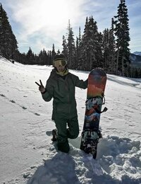 Karysa Snowboarding