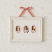 Traditional Heirloom Portraits in Charleston, South Carolina.