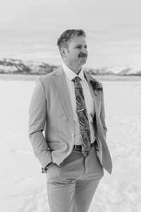 snowy-winter-wedding-ranch-granby-colorado1638-B&W
