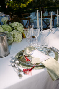 editorial-wedding-table-motion-blur.jpg
