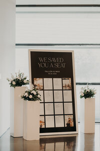 Davenport Wedding Venue | The Figge Museum Wedding | Quad Cities Wedding Photographer | Black Tie Wedding in Davenport, IA-46