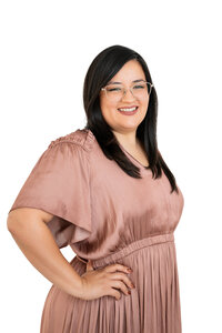 Dallas Fort Worth Headshot Photographer traditonal lifestyle on location in studio lightly photography-00061