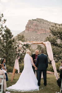 lauren-todd-lionscrest-manor-colorado-wedding-outdoor-photography-photographer-Dgass-Photography-0939